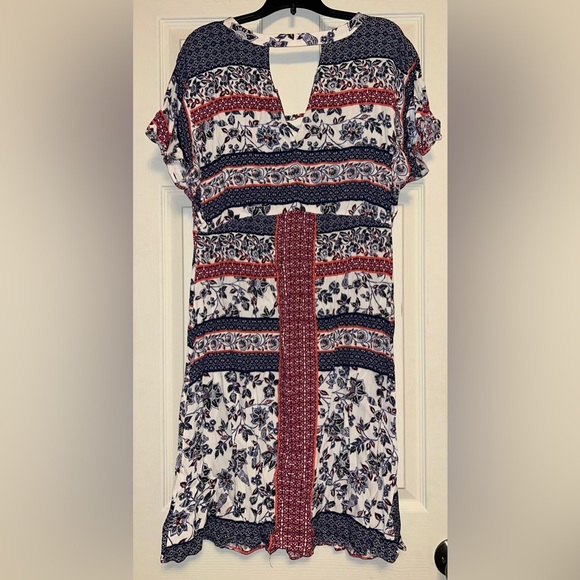 Jessica Simpson Maternity Midi Dress - Picture 4 of 6